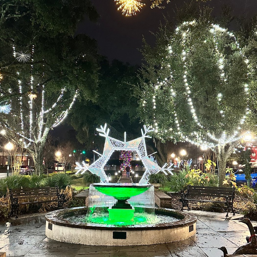 Hutchinson Square 5